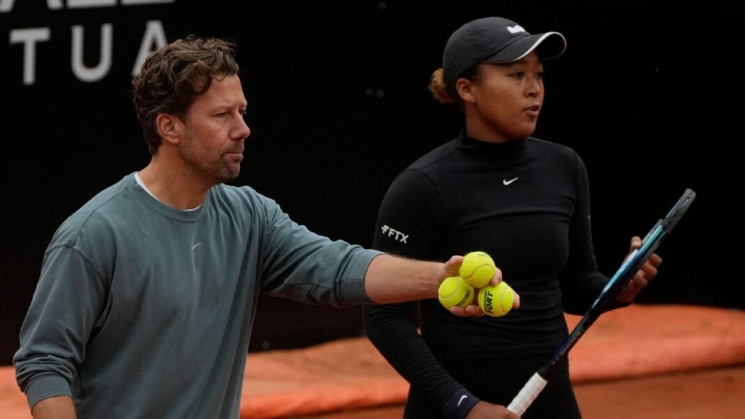 Former No. 1 Naomi Osaka splits with coach Wim Fissette