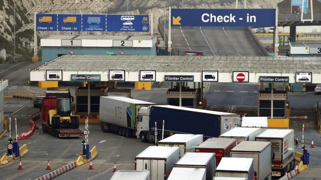 Is the Entry/Exit Scheme delayed again? What travellers need to know about new EU border checks