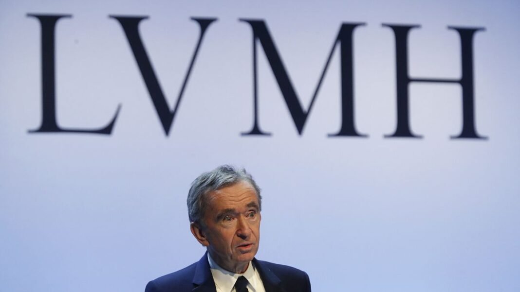 France’s richest family plan to buy into football with club purchase