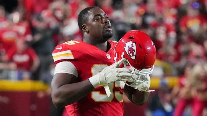 Chris Jones chiefs pic