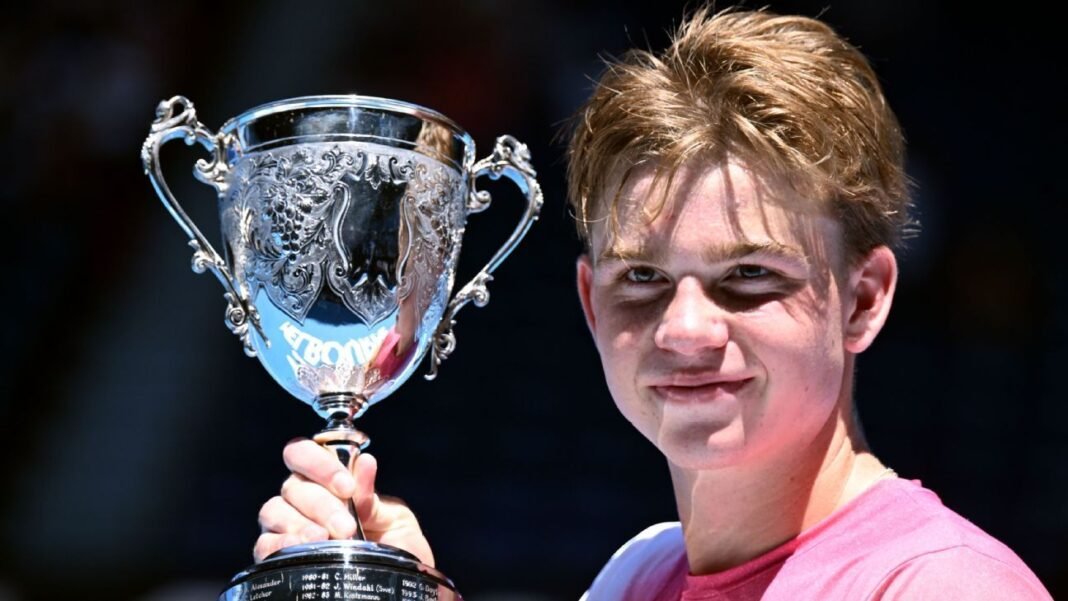 Swiss stars' inspiration helps Bernet to Aussie Open junior boys' title