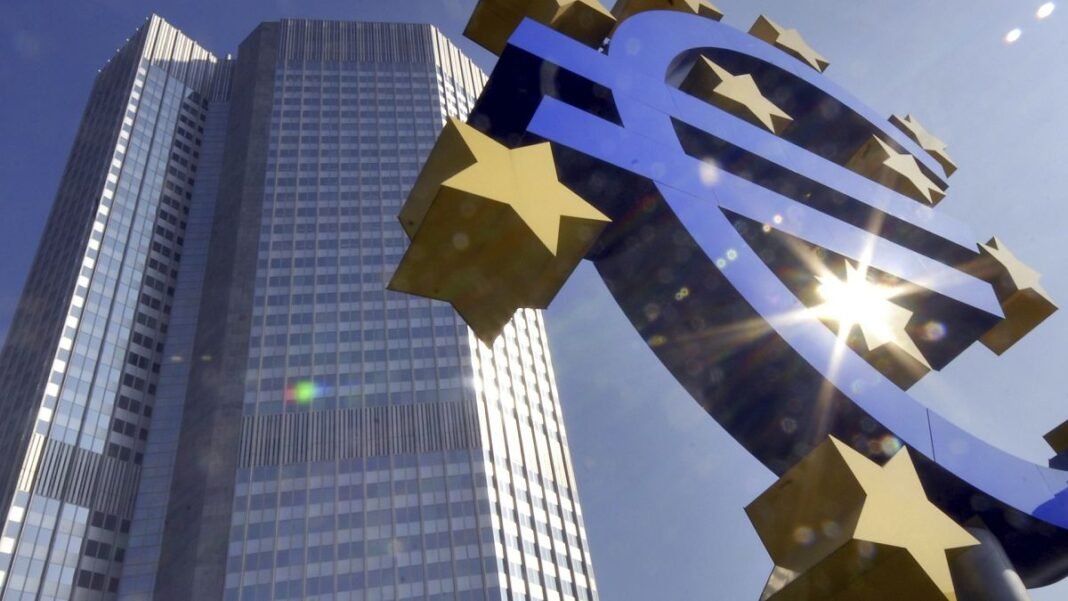 ECB minutes show concerns over economic outlook and geopolitical risks