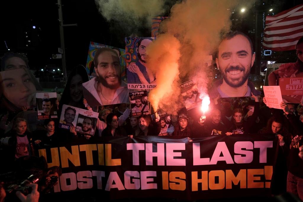 Middle East latest: Israel releases 90 Palestinian prisoners after Hamas frees 3 Israeli hostages