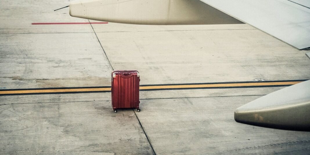 12 Tips to Keep Airlines From Losing Your Luggage