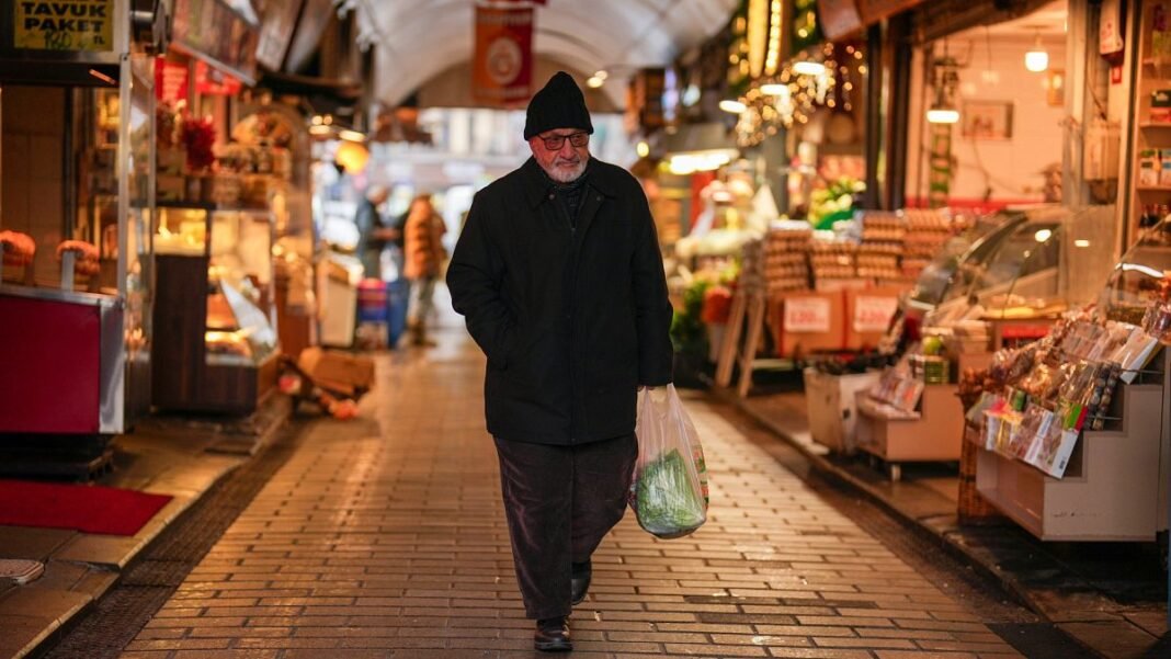 More rate cuts? Turkish inflation drops for ninth consecutive month