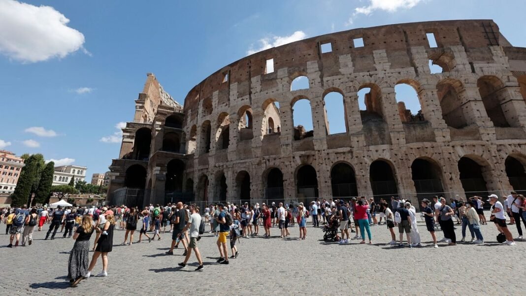 Italy fines Roman Colosseum ticketing agencies €20m for practices that forced tourists to pay more