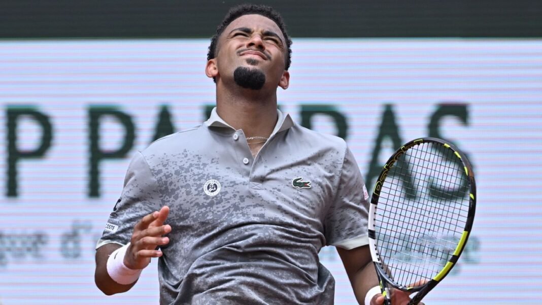 Arthur Fils WDs from French Open a day after back, cramping issues