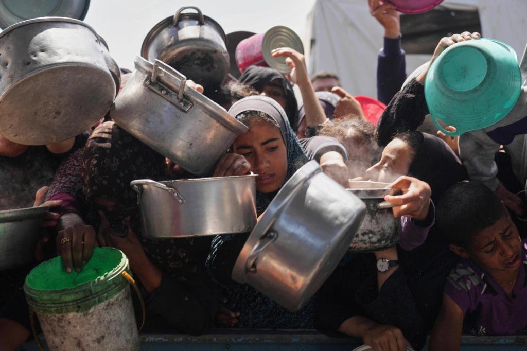Gaza aid dries up as Israeli blockade enters a third month