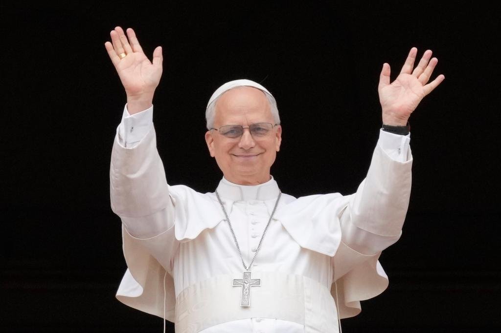 Pope Leo XIV calls for peace in Ukraine and Gaza in symbolically rich blessing on Mother’s Day