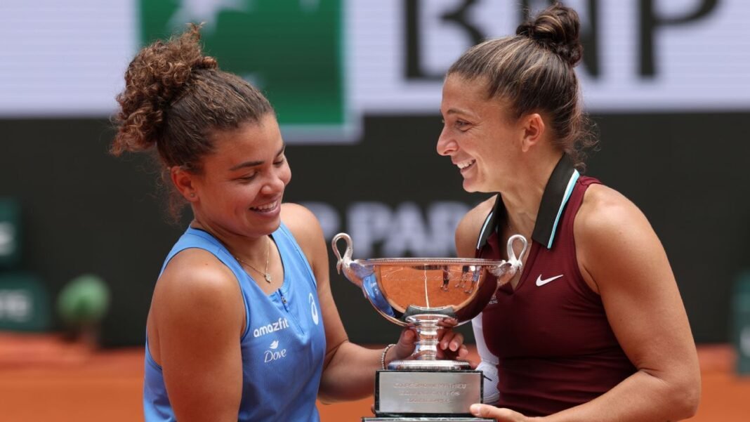 Olympic champs Errani, Paolini win French Open women's doubles