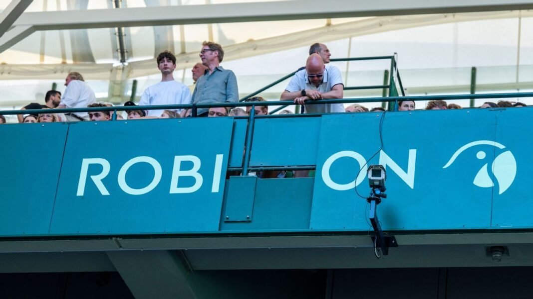 Alexander Zverev assists fan hit by falling advertising board