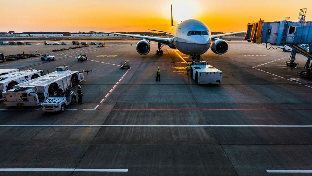 Flying to the UK next year? New airspace design promises quicker journeys and fewer delays