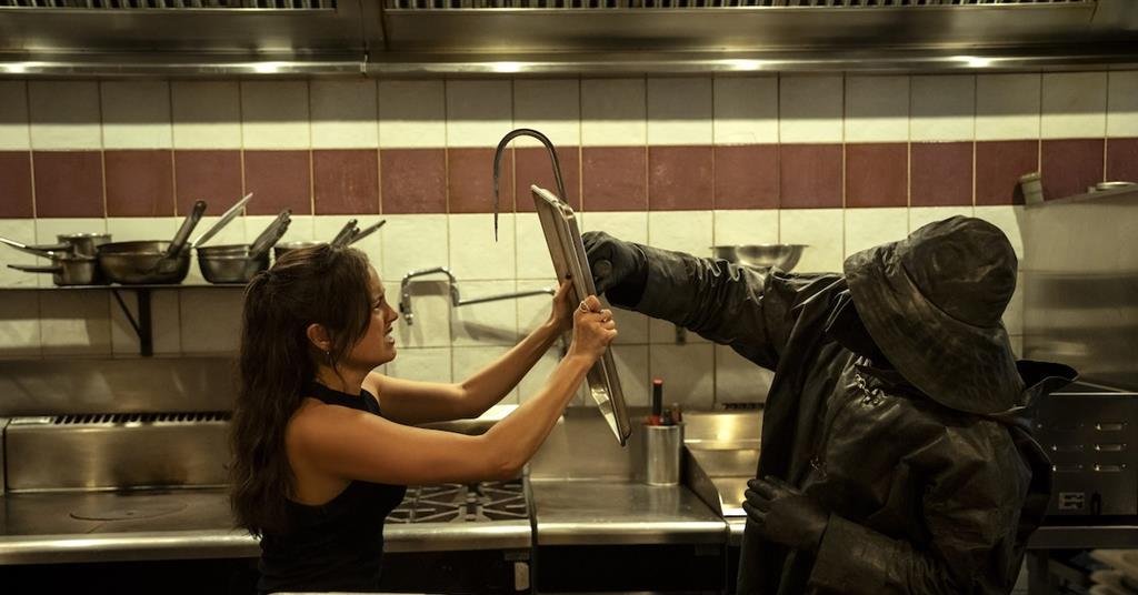 ‘I Know What You Did Last Summer’ review: Uninspiring sequel to ’90s slasher lacks a killer hook