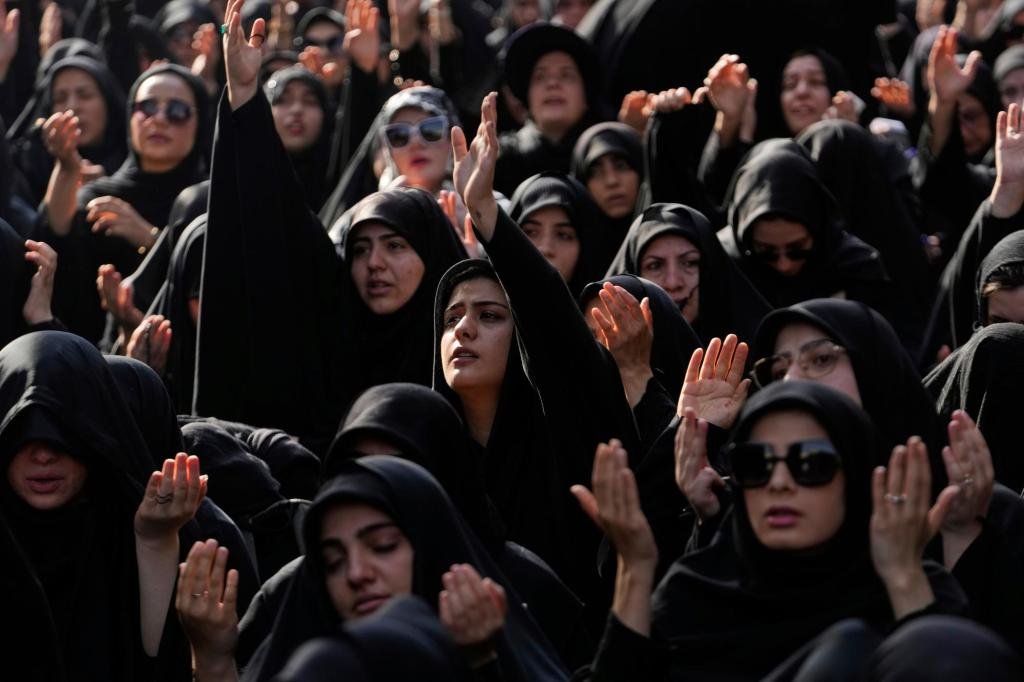 Iran’s supreme leader makes first public appearance since Iran-Israel war started