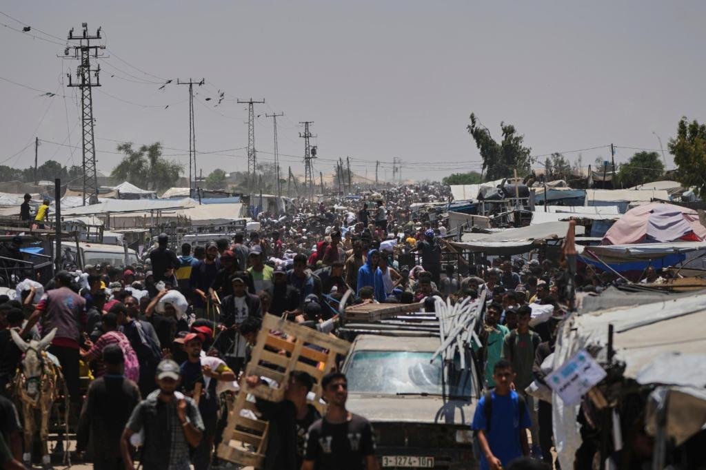 Israel outlines plans to pack Gaza’s population into a closed border zone. Here’s a closer look