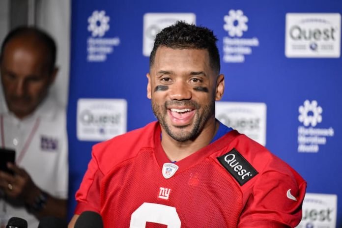 Russell Wilson Giants pic