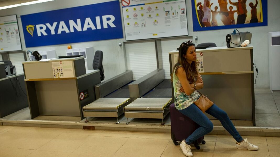 Ryanair baggage handlers call strikes at Spanish airports from August: How will it affect my flight?